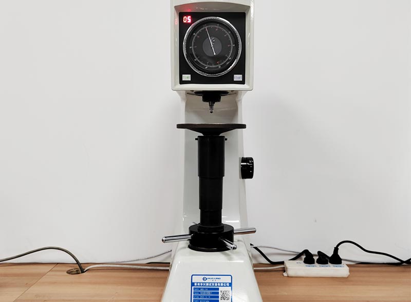 台式洛氏硬度计