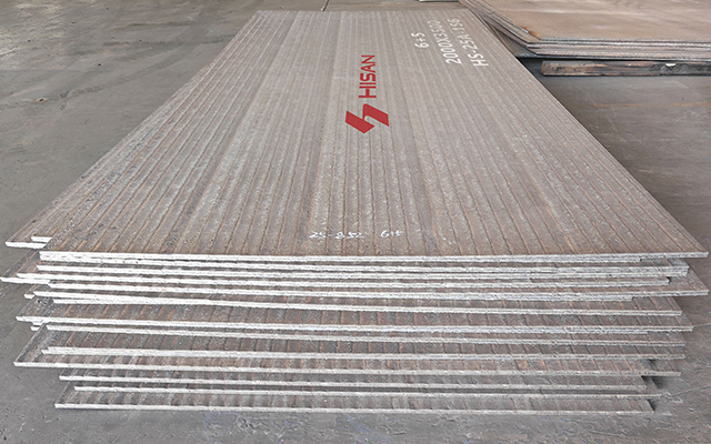 HS100 碳化铬堆焊耐磨板